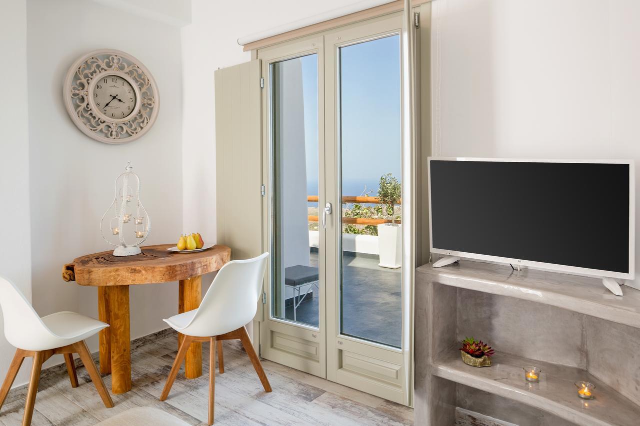 Nectarios Villa - Studios & Suites Adults Only Φηρά Εξωτερικό φωτογραφία