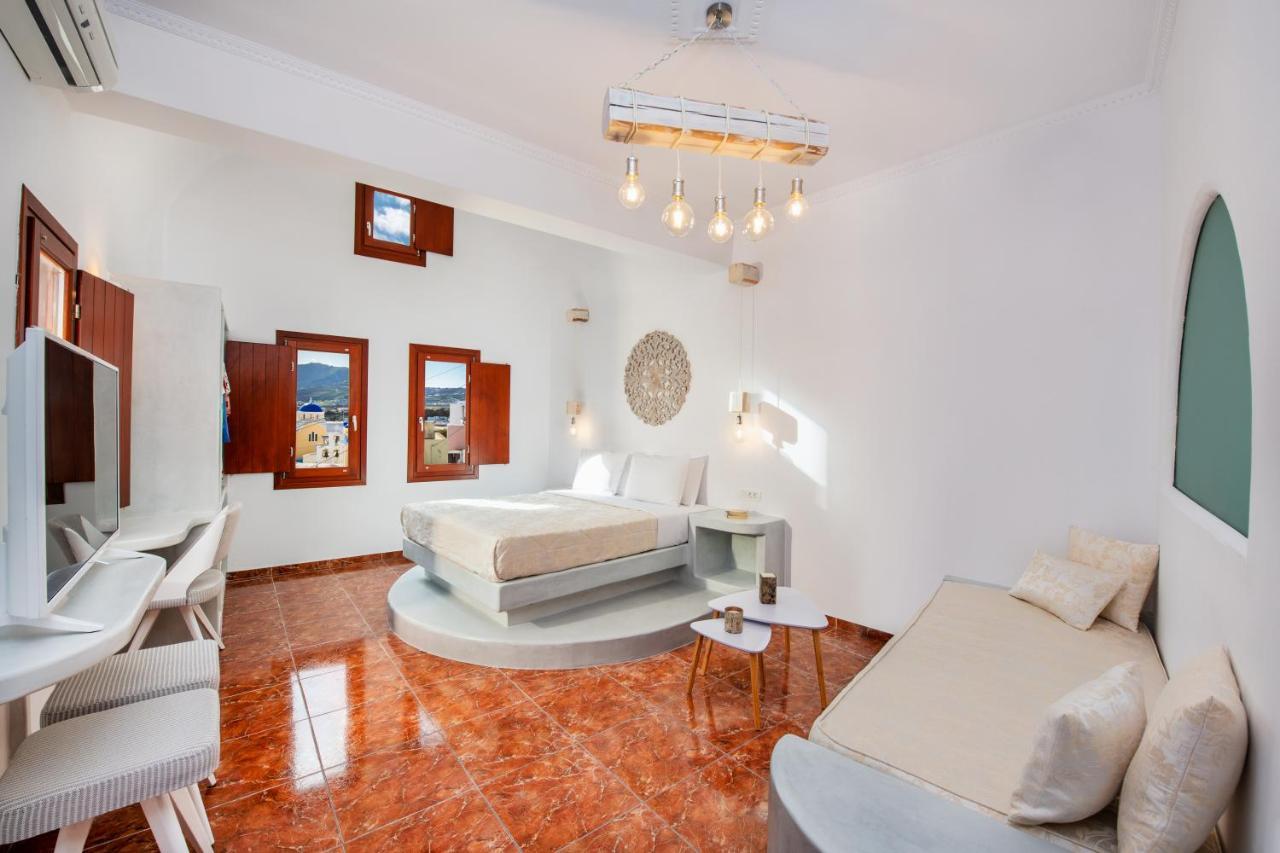 Nectarios Villa - Studios & Suites Adults Only Φηρά Εξωτερικό φωτογραφία